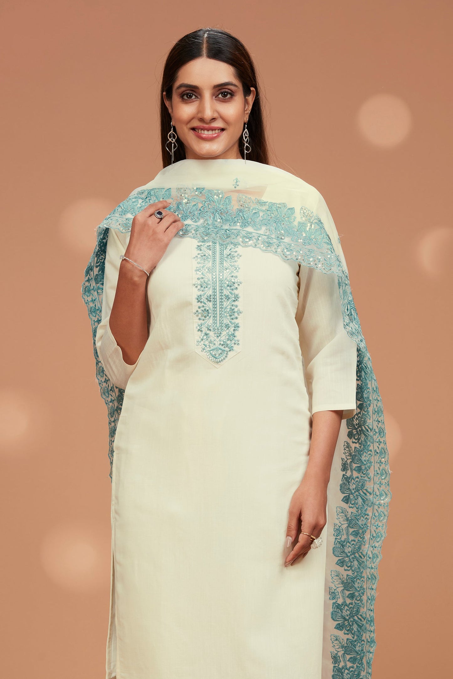 White Cotton Embroidered Chic Kurta Set