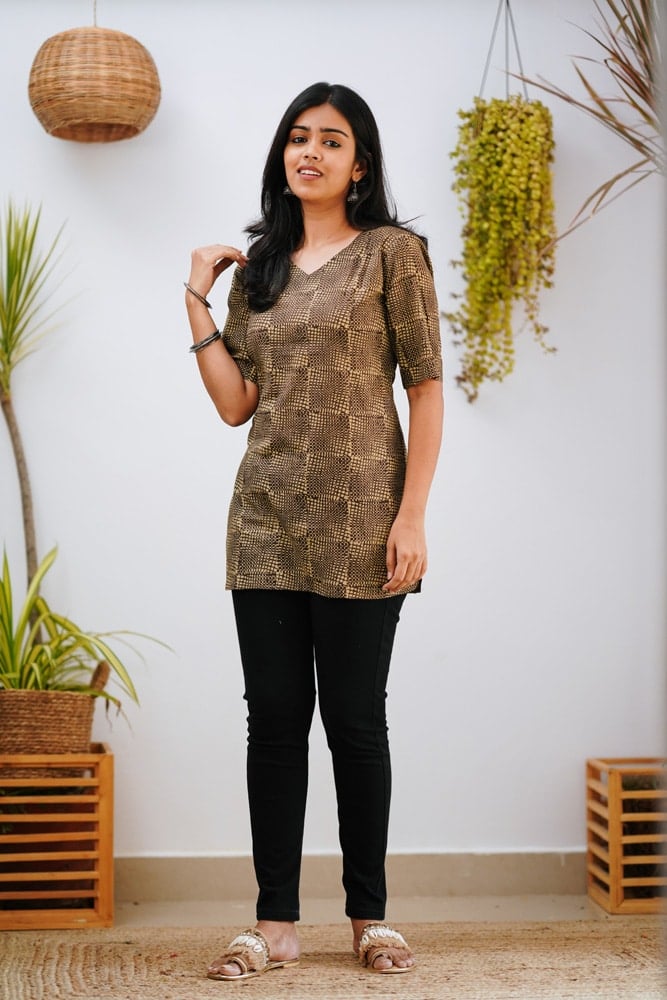 Trendy Short Kurti for Everyday Elegance