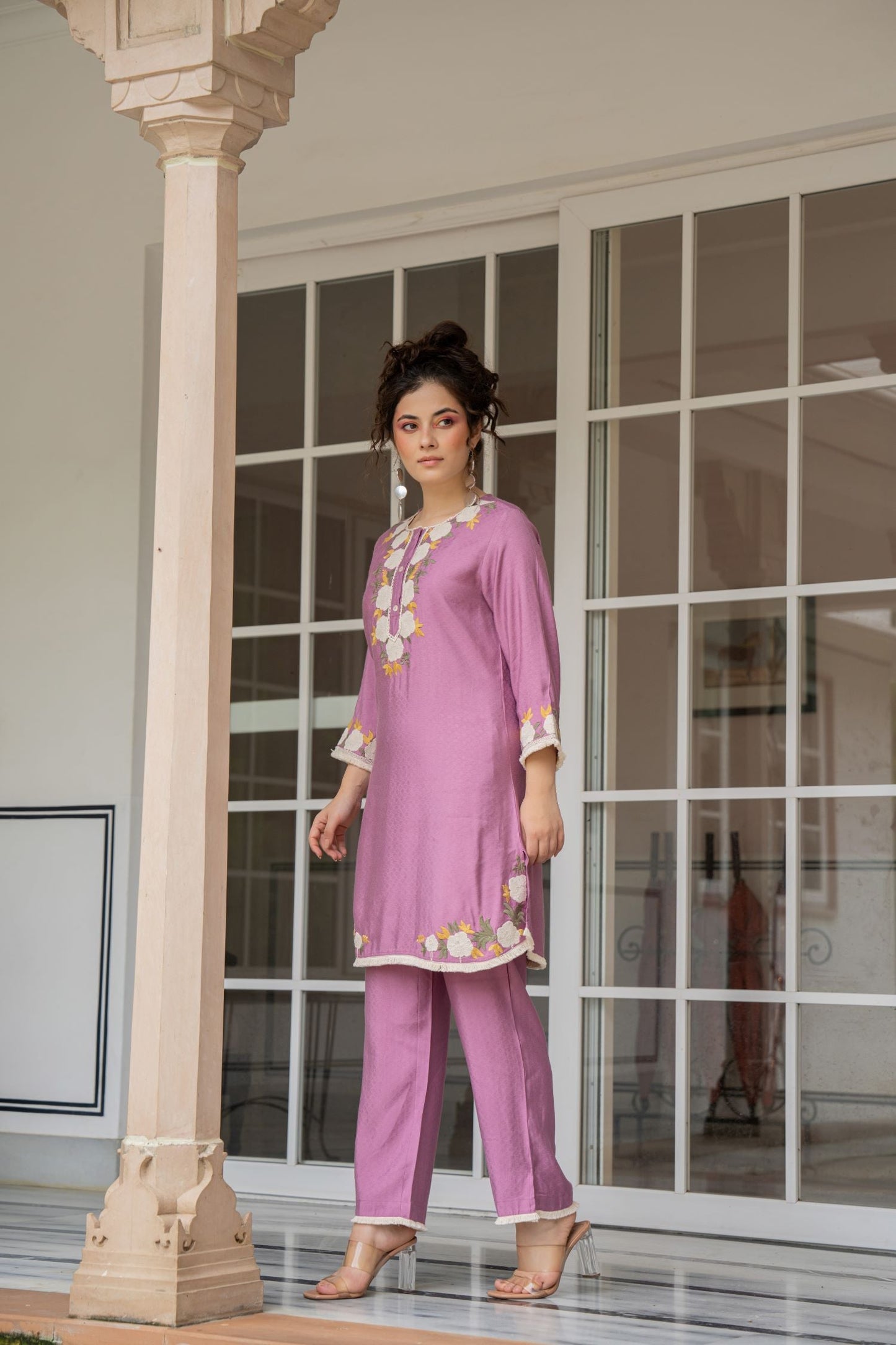 BOLD LILAC PINK FLORAL EMBROIDERED ROMAN SILK STRAIGHT KURTA CORD SET