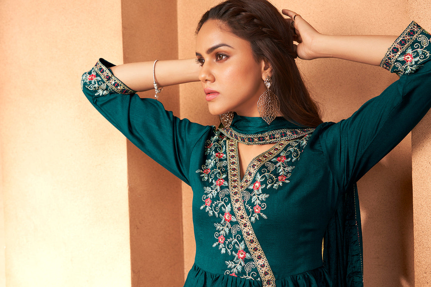 TEAL BLUE EMBROIDERED THREE- PIECE KURTA SET IN CHINON FABRIC