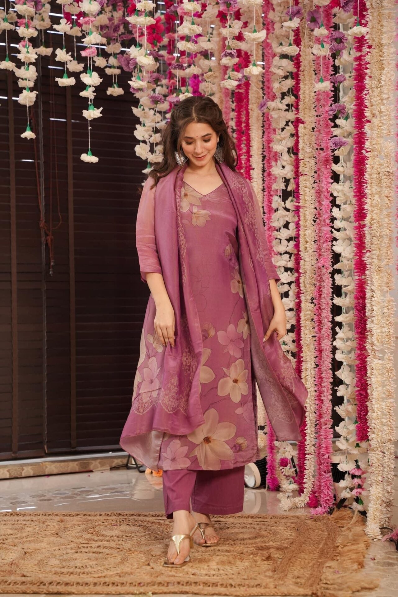 Rabia glow floral kurta set