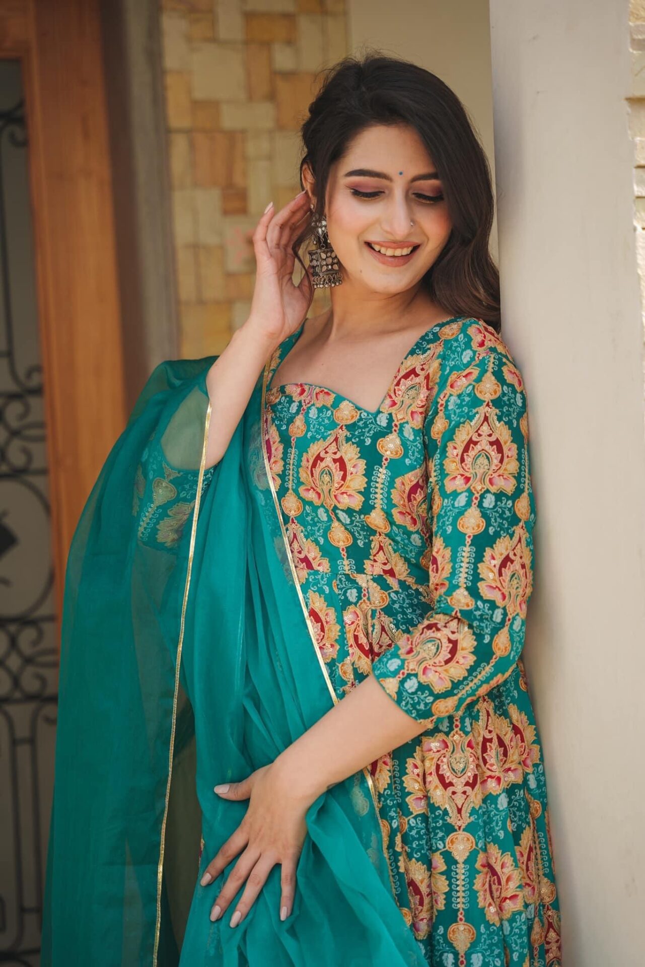 SHIBANI GREEN HEAVY SUIT SET