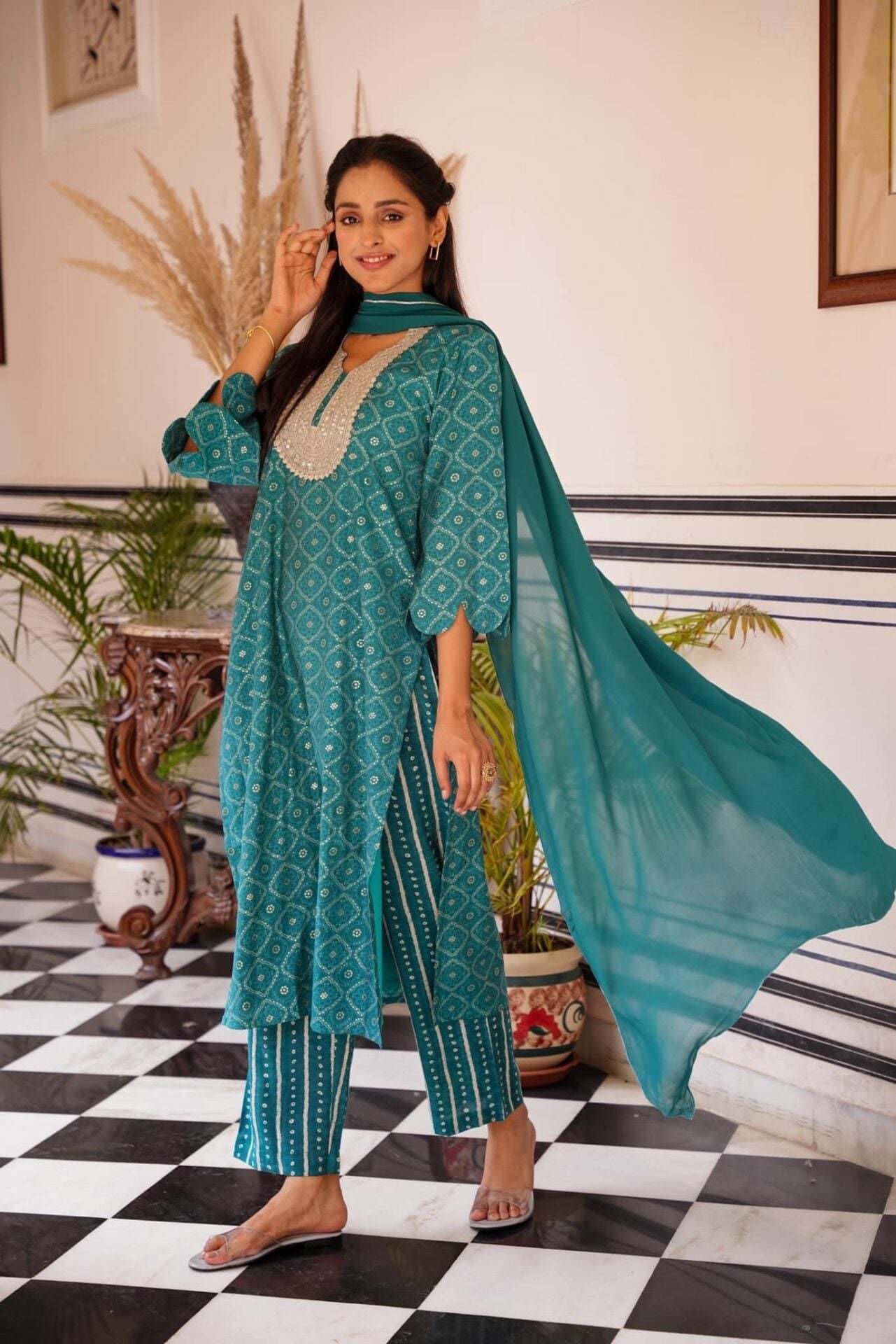 SHANAYA MUSLIN SUIT SET