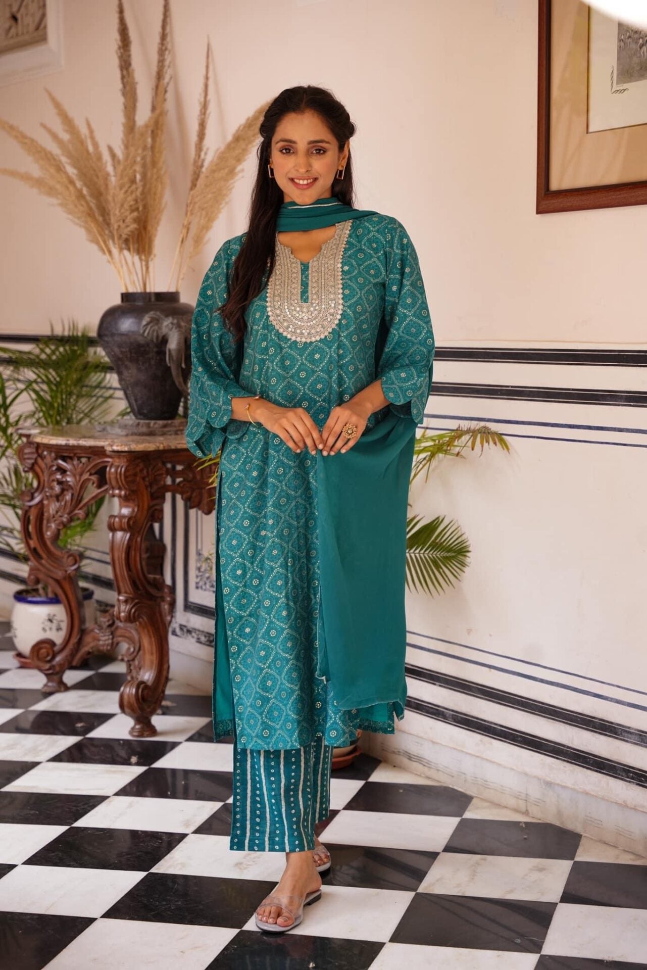 SHANAYA MUSLIN SUIT SET