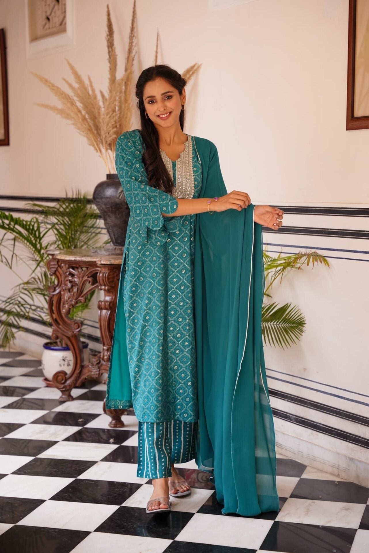 SHANAYA MUSLIN SUIT SET