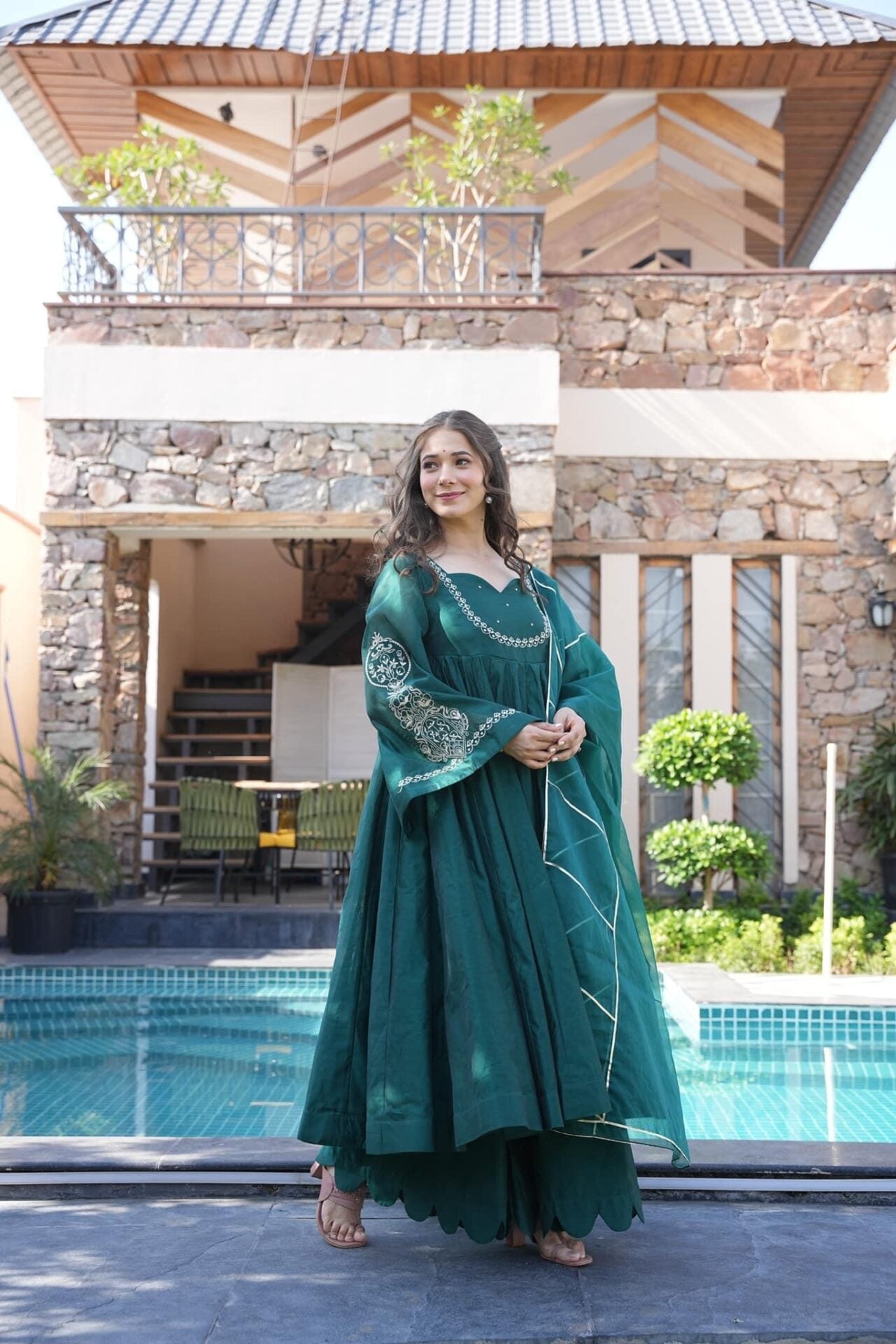 Alluring green chanderi suit set