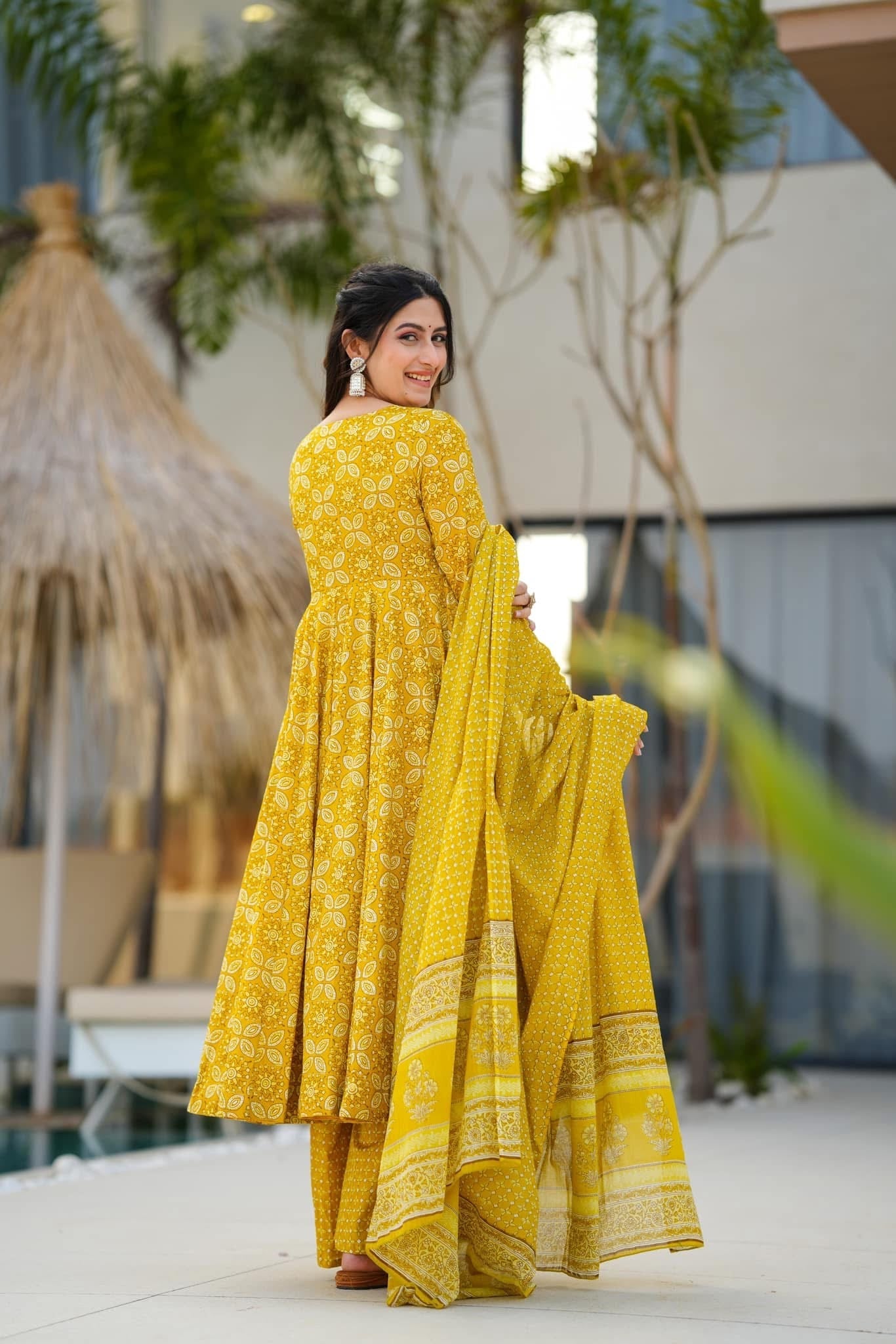 Vastra yellow cotton suit set