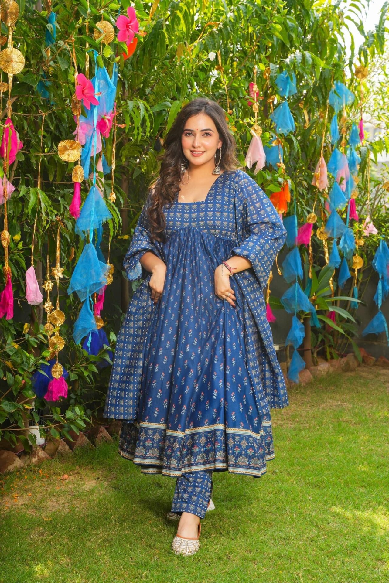 Jignasa blue chanderi suit set