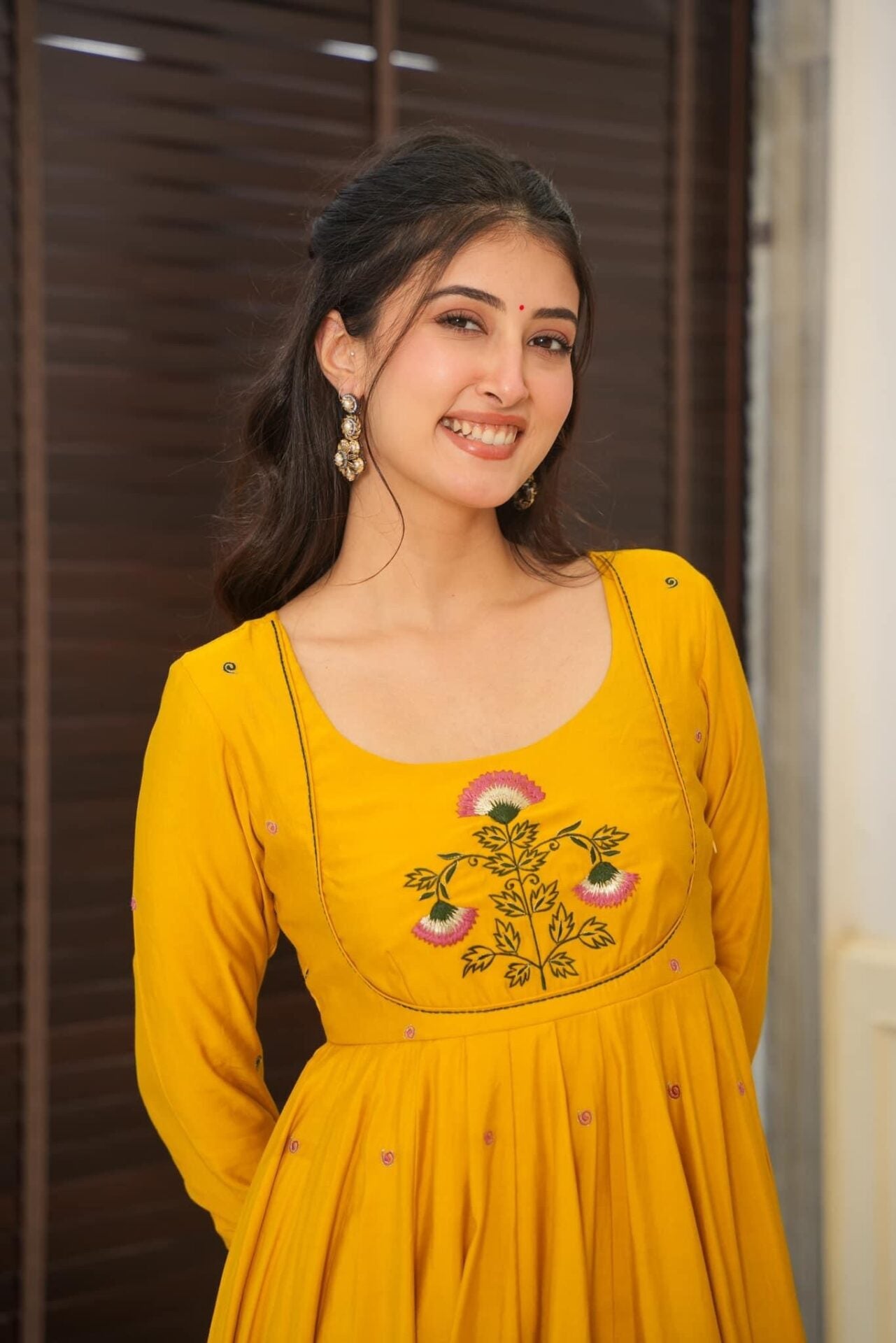 Hadiya yellow suit set