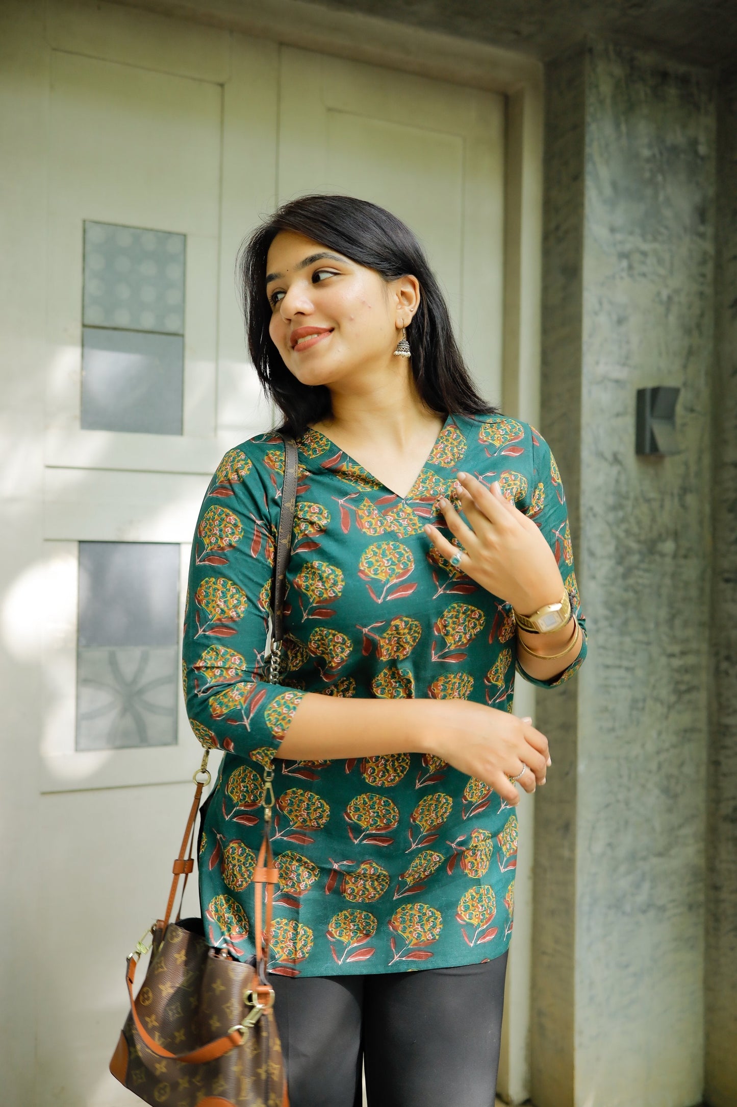 Trendy Short Kurti for Everyday Elegance