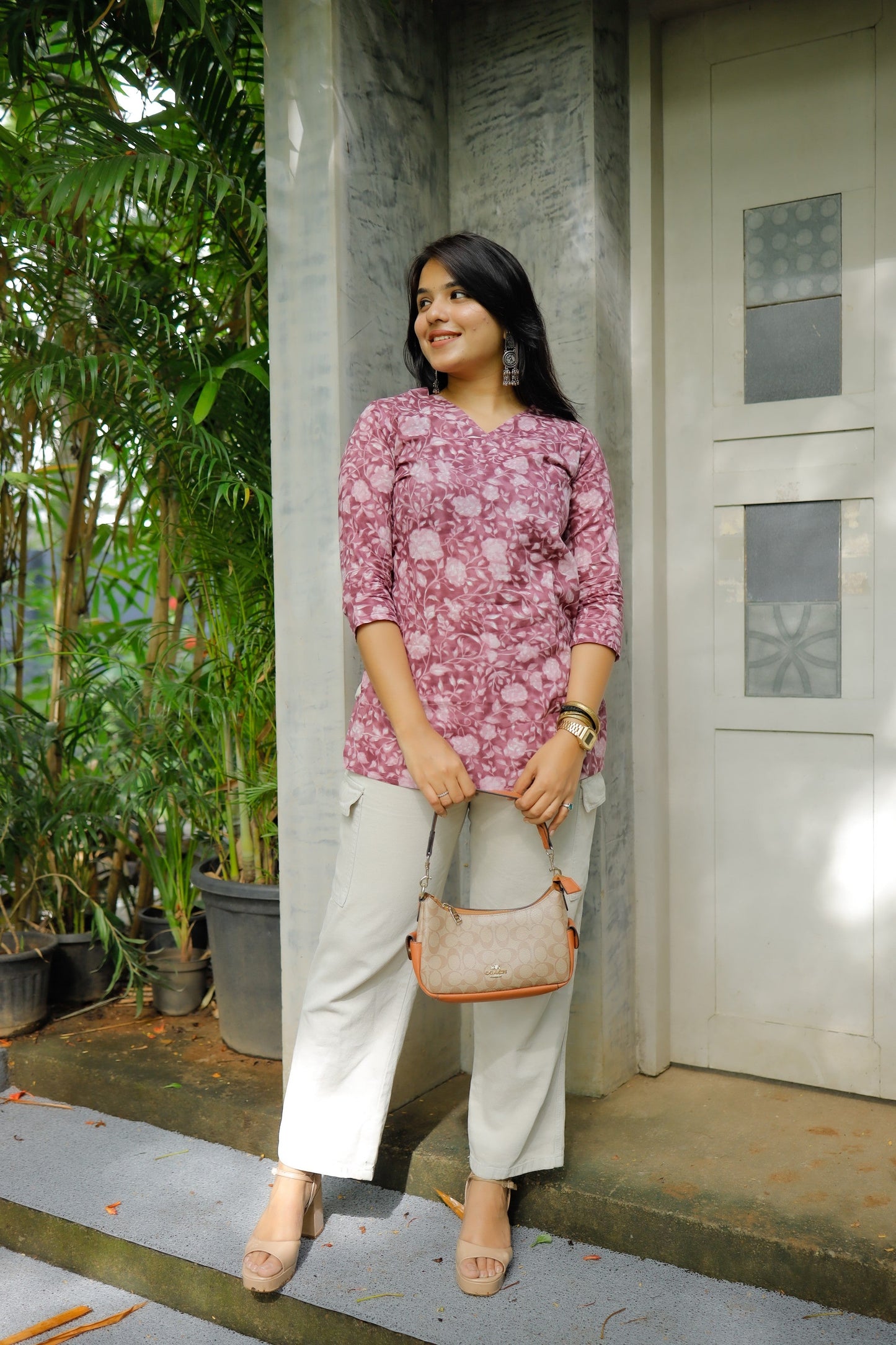 Trendy Short Kurti for Everyday Elegance