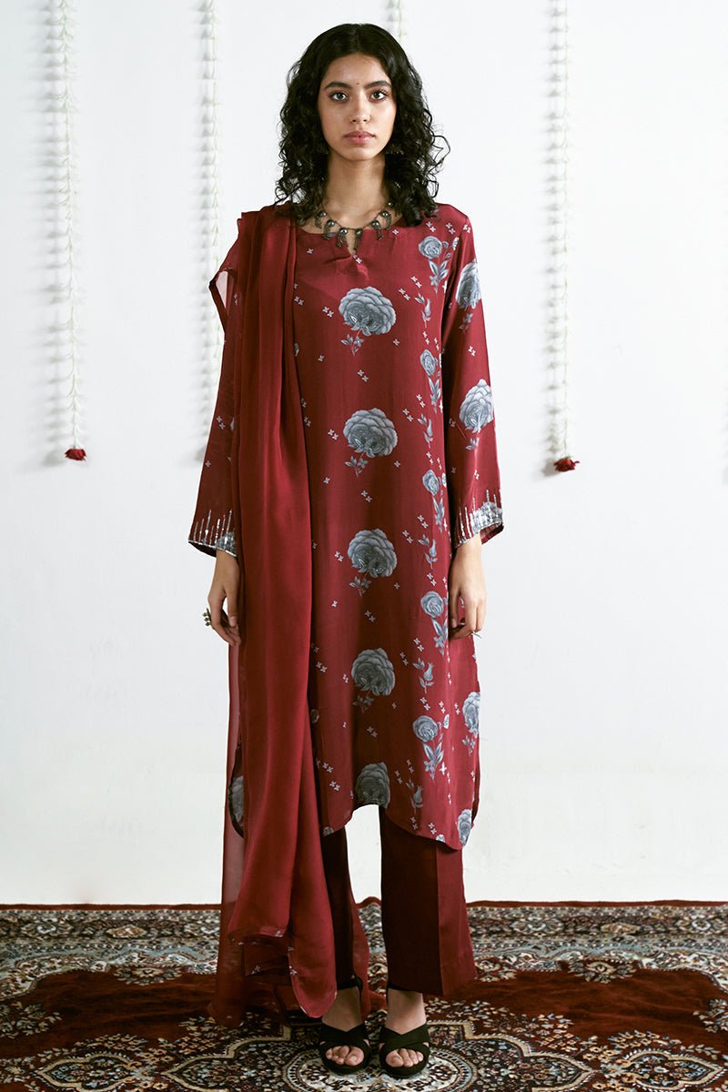 Viscose Crepe Printed Top With Embroidered Organza Dupatta Available In Black and Maroon