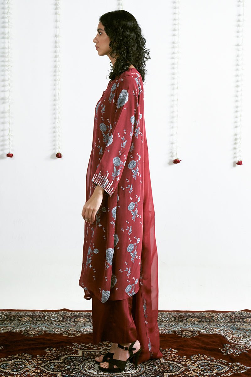 Viscose Crepe Printed Top With Embroidered Organza Dupatta Available In Black and Maroon