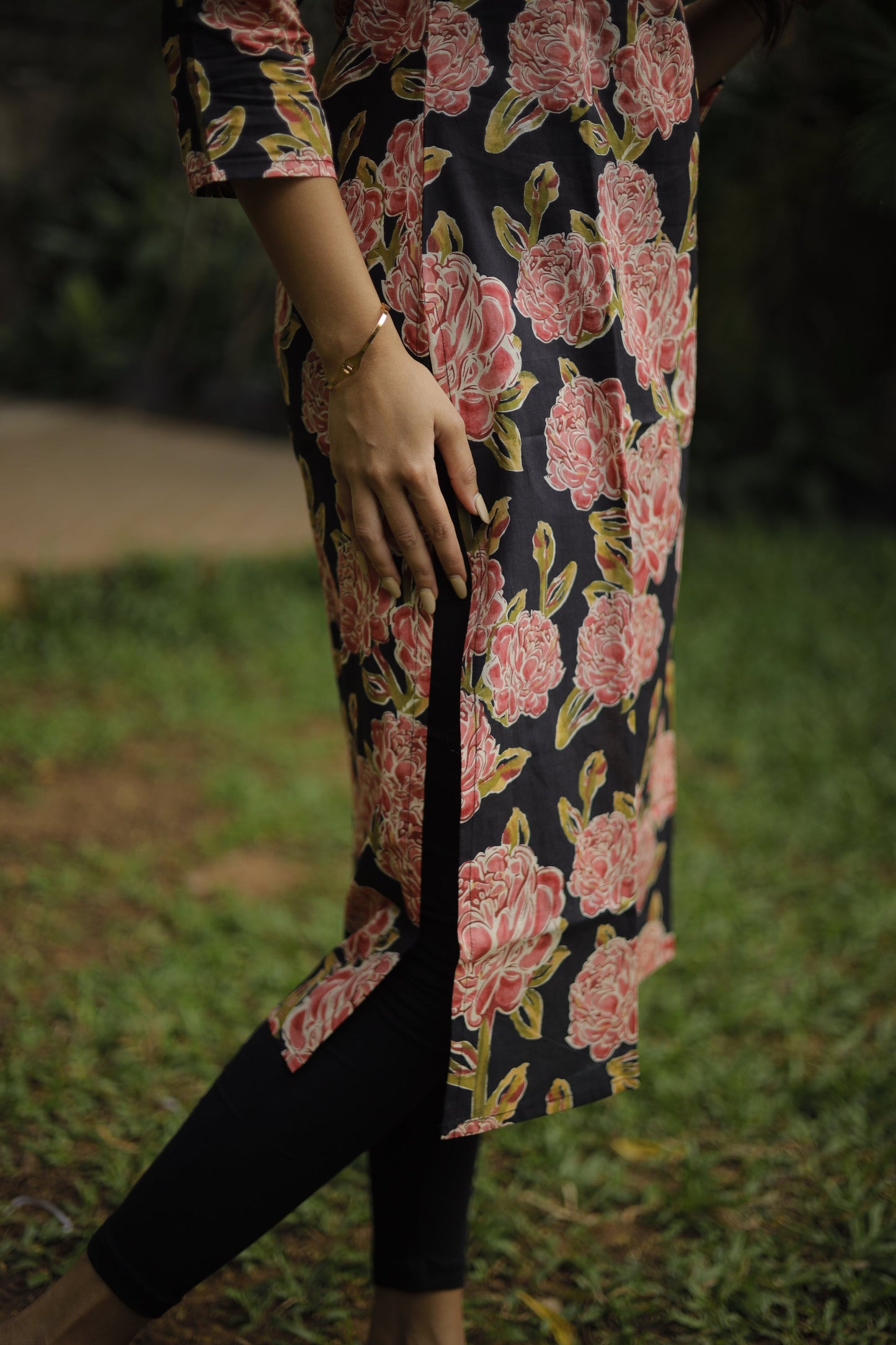 Traditional Meets Trendy – Discover Our Exclusive Kurtis